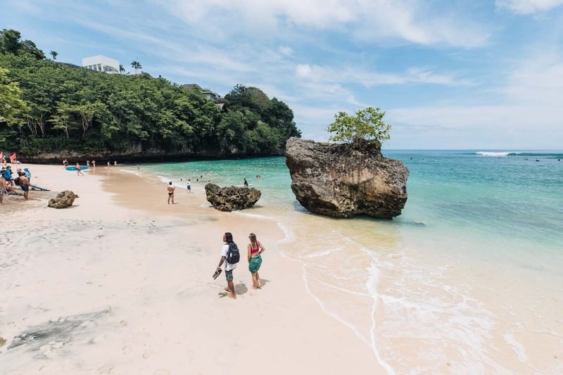 شاطئ Padang-Padang