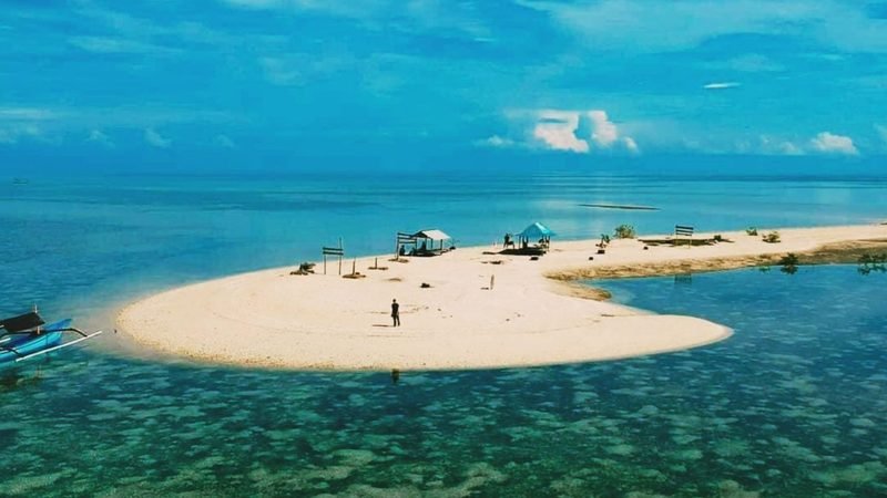 جزيرة Gili Putih الرملية